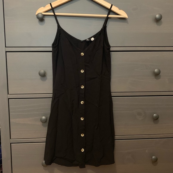 Summer dress - Picture 1 of 3